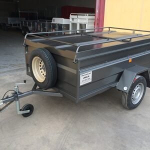 Reboque com tampa metálica 2.000 x 1.300 x 500 – Mma 750 kg